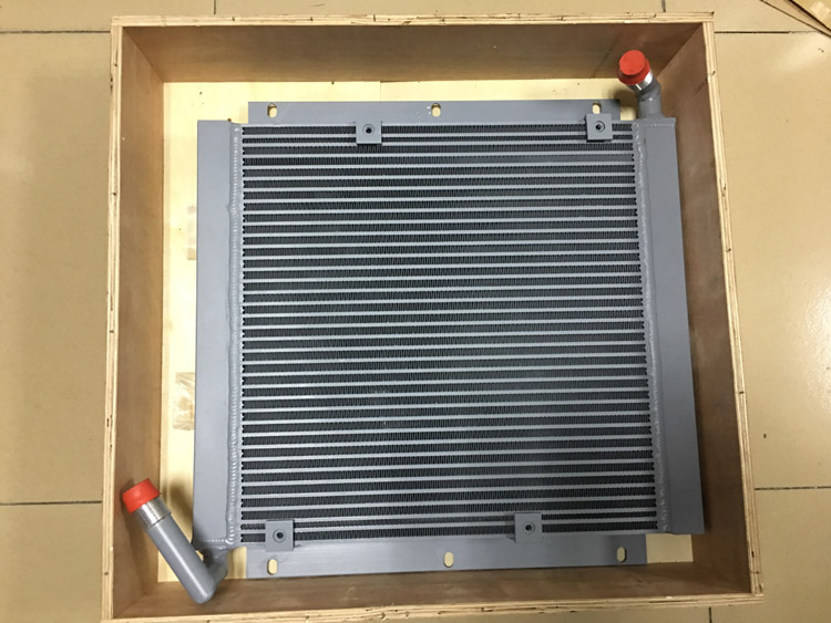 PC60-6液壓(ya)油(you)散熱(re)器(qi)