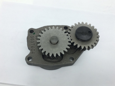 6D102原裝(zhuang)機油(you)泵(beng)