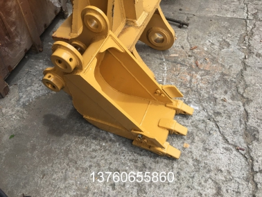 PC60內(nei)寬(kuan)300加厚(hou)挖(wa)鬭(dou)