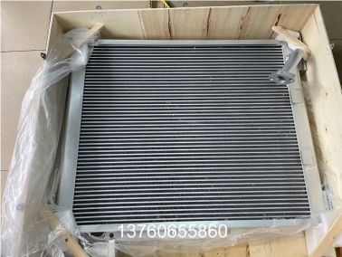 PC200-6液(ye)壓油(you)散熱(re)器(qi)